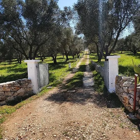 Trullo With Lamia Laveneziana Ostuni *